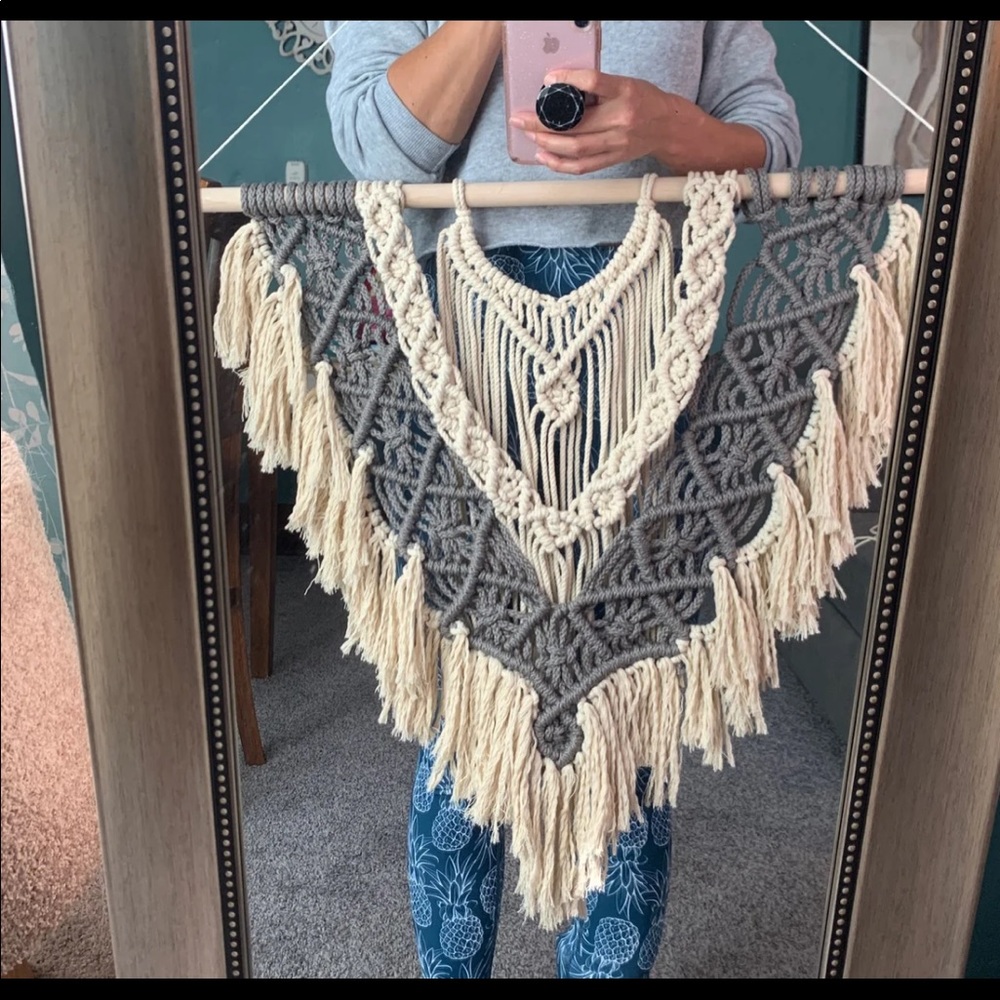 Macrame wall hanging